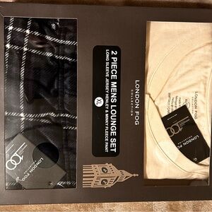 London Fog Black and fog 2 piece lounge set